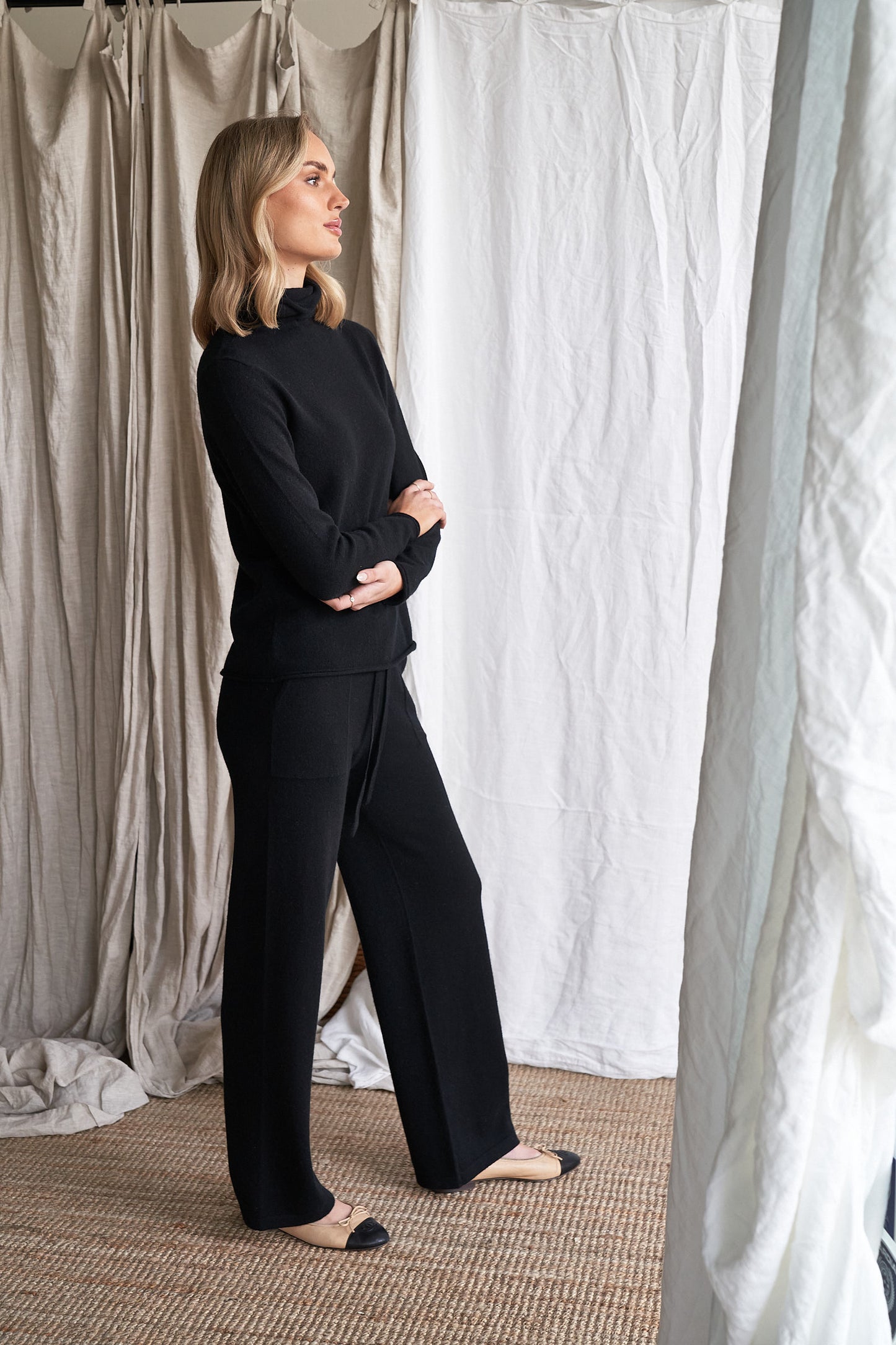 The Simone Cashmere Pants – Black