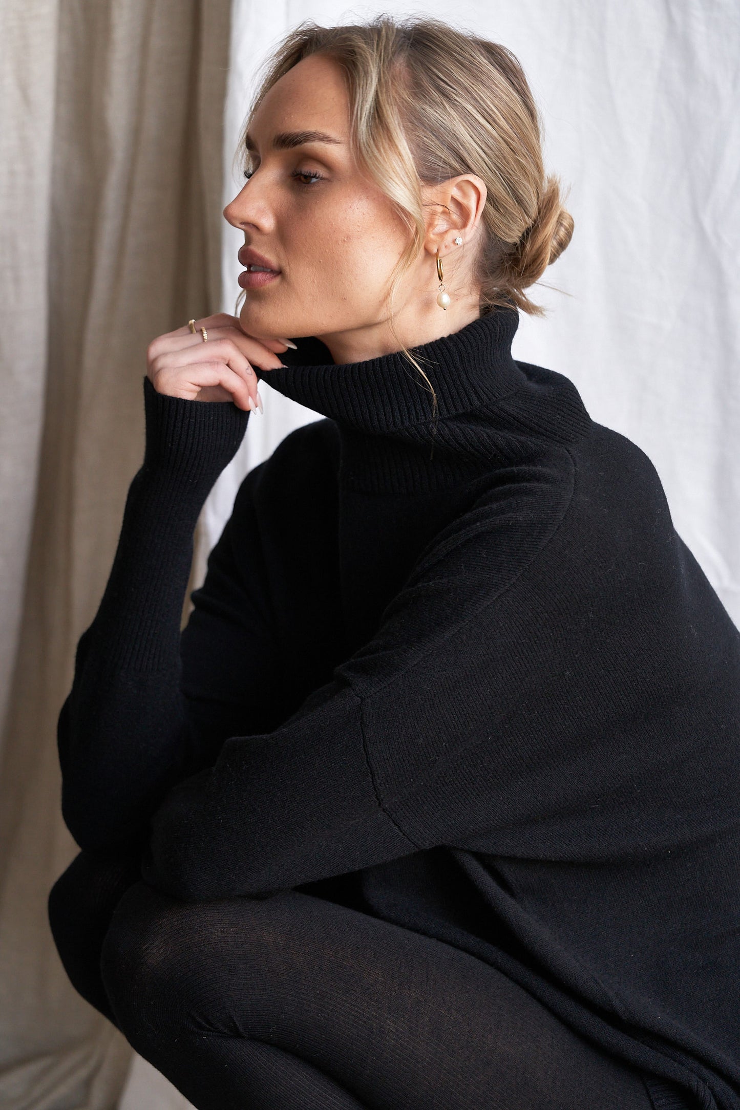 The Louna Leggings – Black Cashmere