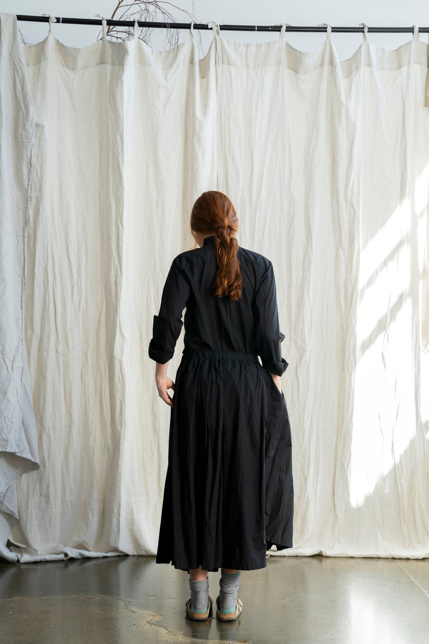 Nestled in the heart of Toorak Road, Melbourne, our boutique offers a thoughtfully curated collection of organic cotton clothing designed for the modern woman who values comfort, quality, and conscious living. Each piece in our collection is made from 100% organic cotton, combining timeless design with sustainable practices to bring you garments that feel as good as they look.
From effortlessly flowy cotton dresses and lightweight jackets to relaxed-fit pants and delicate broderie anglaise pieces, our rang