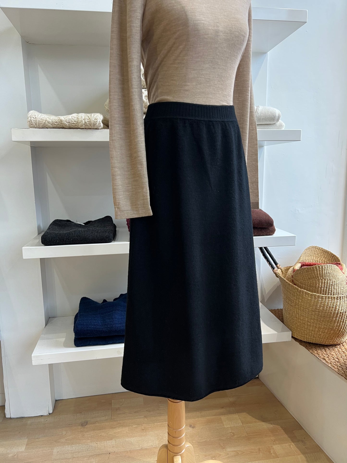 Timeless Midi Skirt - Cashmere