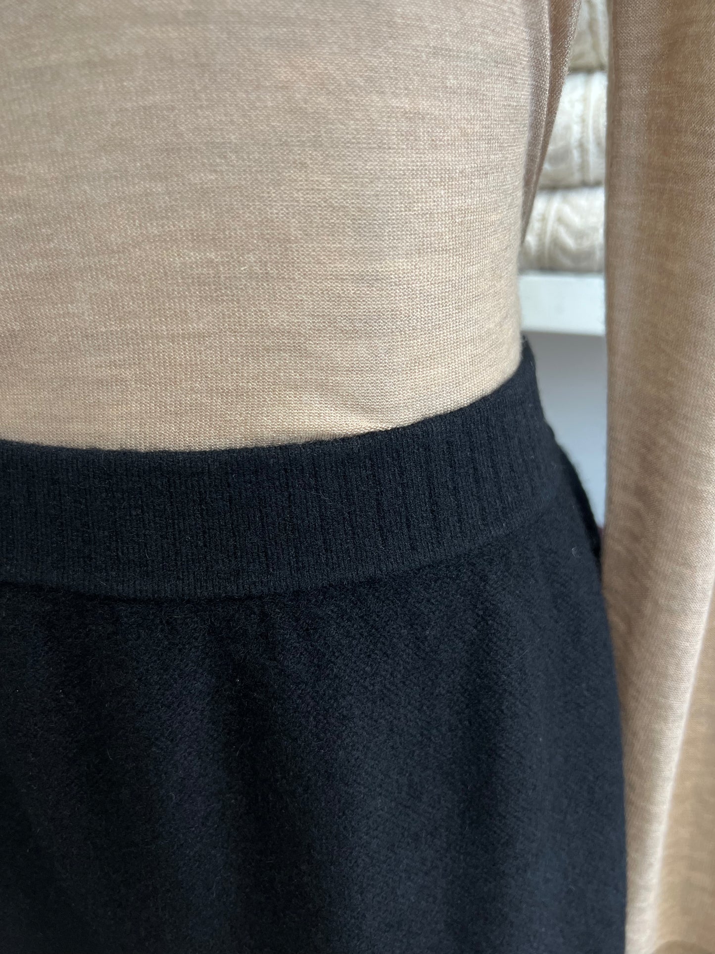 Timeless Midi Skirt - Cashmere