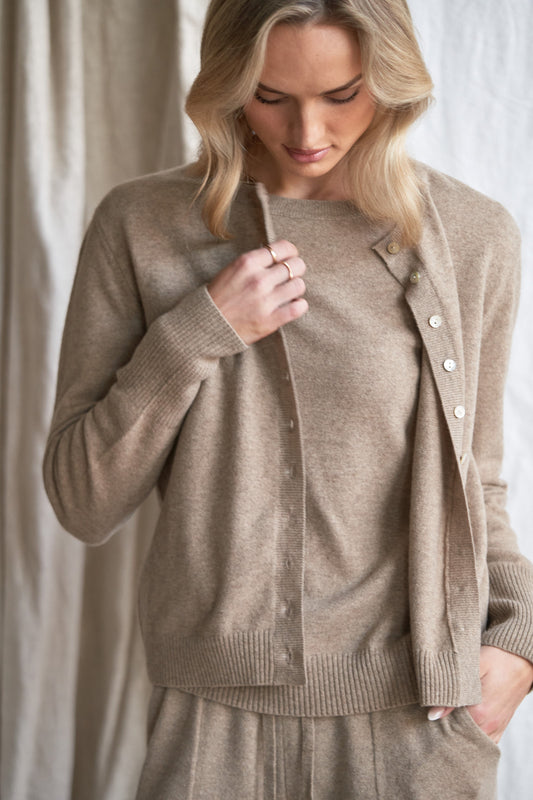 The Marais Cardigan – Truffle Cashmere