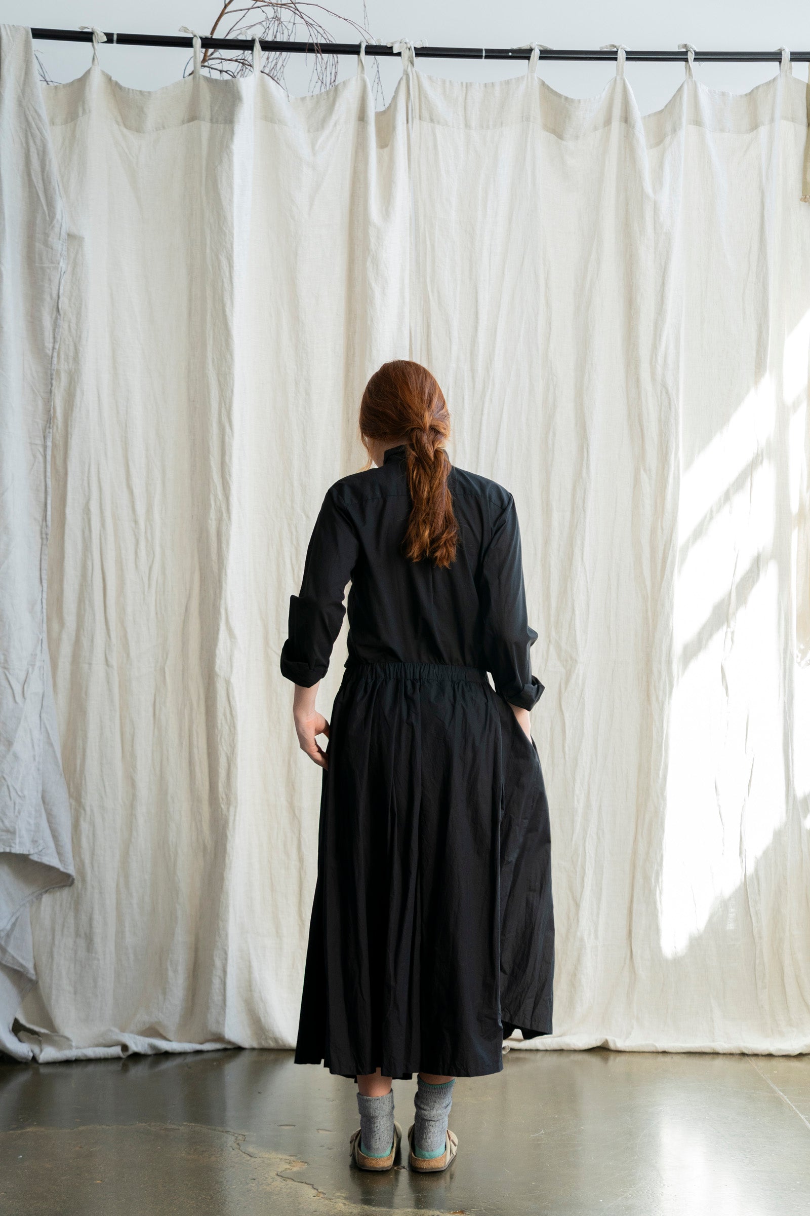 Nestled in the heart of Toorak Road, Melbourne, our boutique offers a thoughtfully curated collection of organic cotton clothing designed for the modern woman who values comfort, quality, and conscious living. Each piece in our collection is made from 100% organic cotton, combining timeless design with sustainable practices to bring you garments that feel as good as they look.

From effortlessly flowy cotton dresses and lightweight jackets to relaxed-fit pants and delicate broderie anglaise pieces, our rang