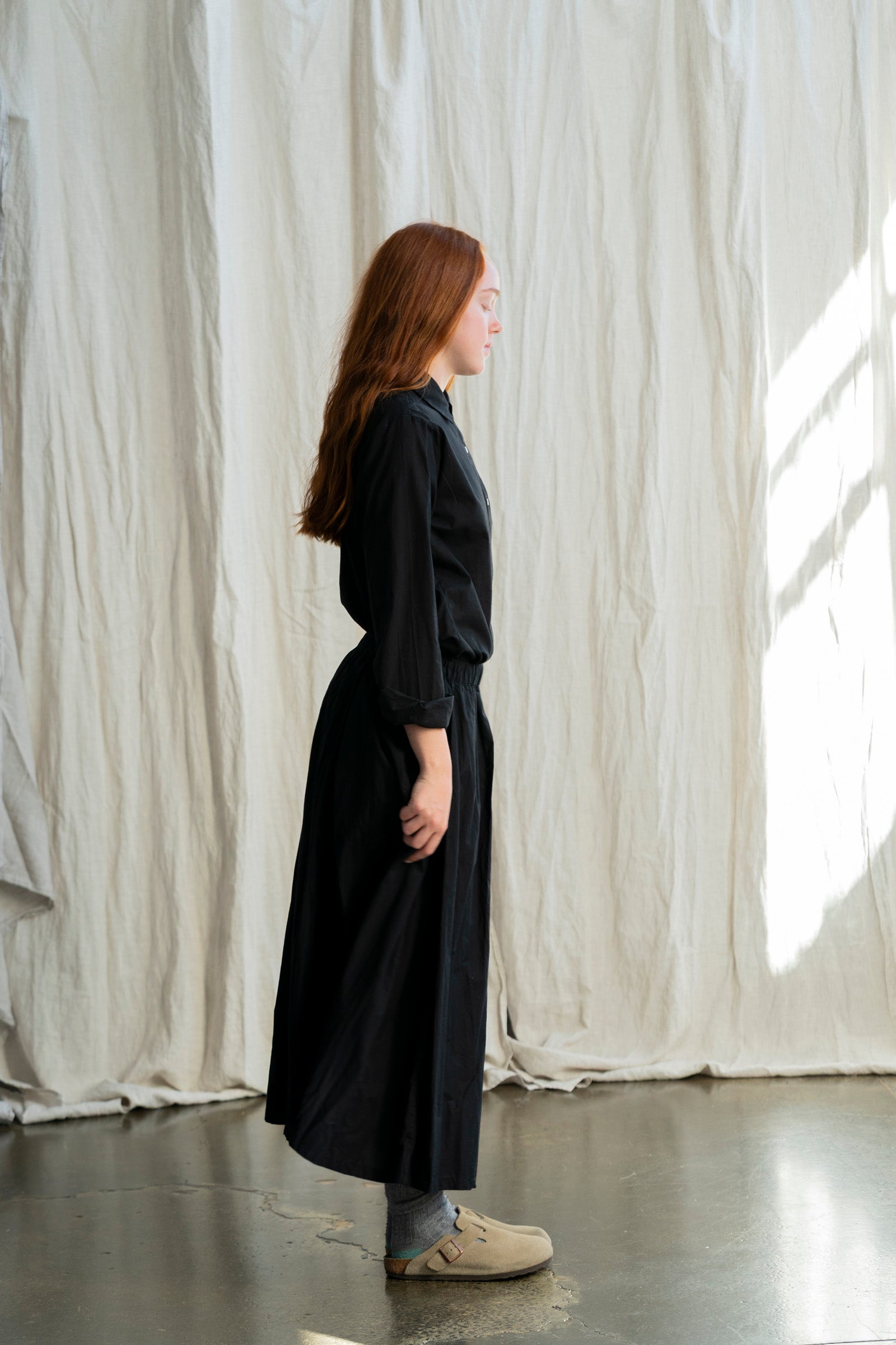 Nestled in the heart of Toorak Road, Melbourne, our boutique offers a thoughtfully curated collection of organic cotton clothing designed for the modern woman who values comfort, quality, and conscious living. Each piece in our collection is made from 100% organic cotton, combining timeless design with sustainable practices to bring you garments that feel as good as they look.

From effortlessly flowy cotton dresses and lightweight jackets to relaxed-fit pants and delicate broderie anglaise pieces, our rang